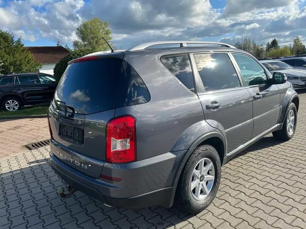 Ssangyong REXTON 2.2 XDi Quartz 4WD AHK PDC ALU SH 02/2017-photo-3