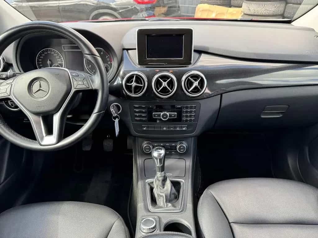Mercedes-Benz B-Class 200 BI-XENON RFKA NAVI MEMORY AHK TOTW LEDER 01/2014-photo-16