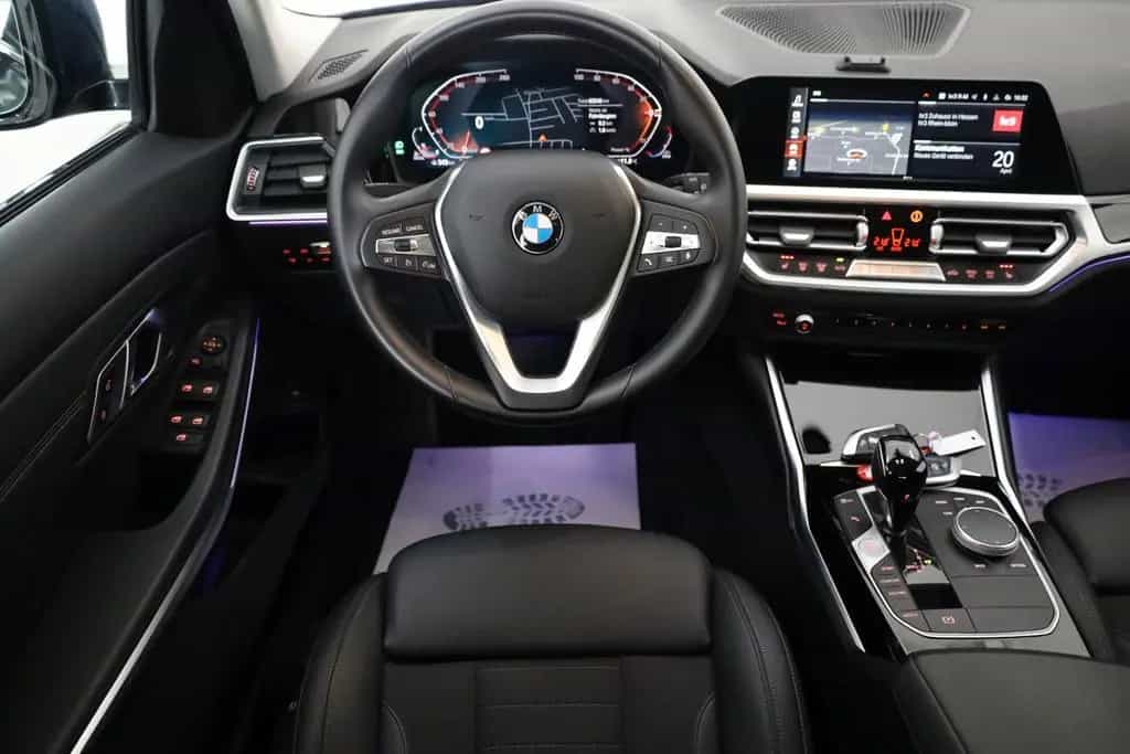 BMW 3 Series 330d xDrive Touring Sport Line T.Leder,Navi,LED 09/2021-photo-15