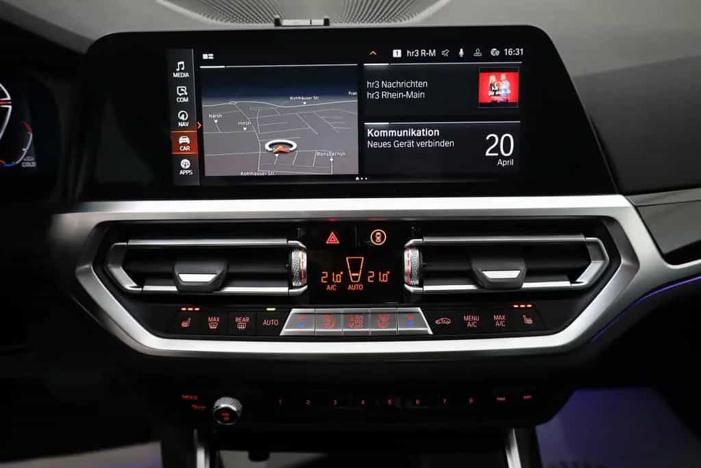 BMW 3 Series 330d xDrive Touring Sport Line T.Leder,Navi,LED 09/2021-photo-17