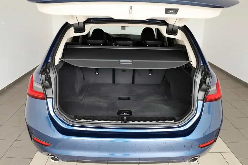 BMW 3 Series 330d xDrive Touring Sport Line T.Leder,Navi,LED 09/2021-photo-25