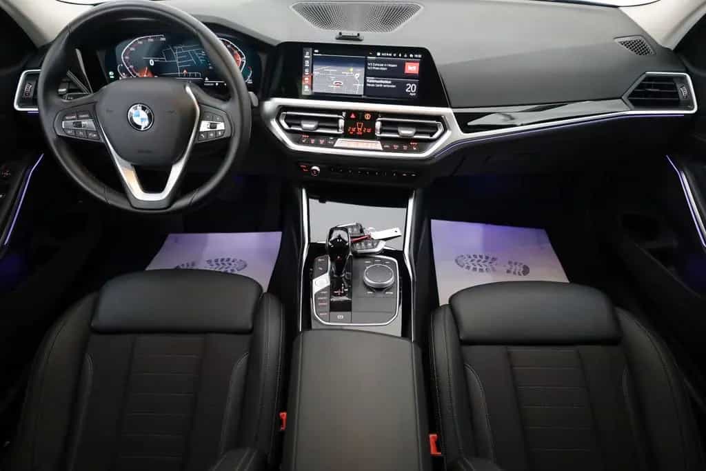 BMW 3 Series 330d xDrive Touring Sport Line T.Leder,Navi,LED 09/2021-photo-3
