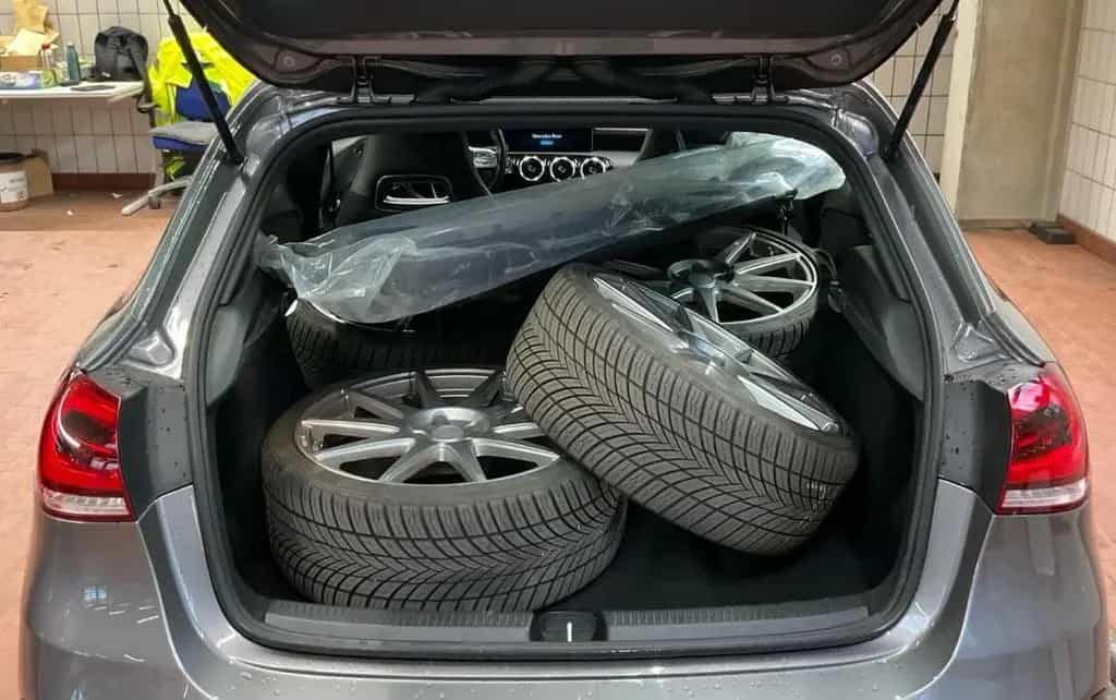 Mercedes-Benz A-Class 250 AMG-LINE LED NAVI SHZ PDC MBUX DINAMICA 07/2018-photo-3