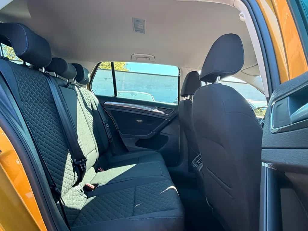Volkswagen Golf VII Winter*CarPlay*AHK*LED*Navi* 11/2018-photo-19