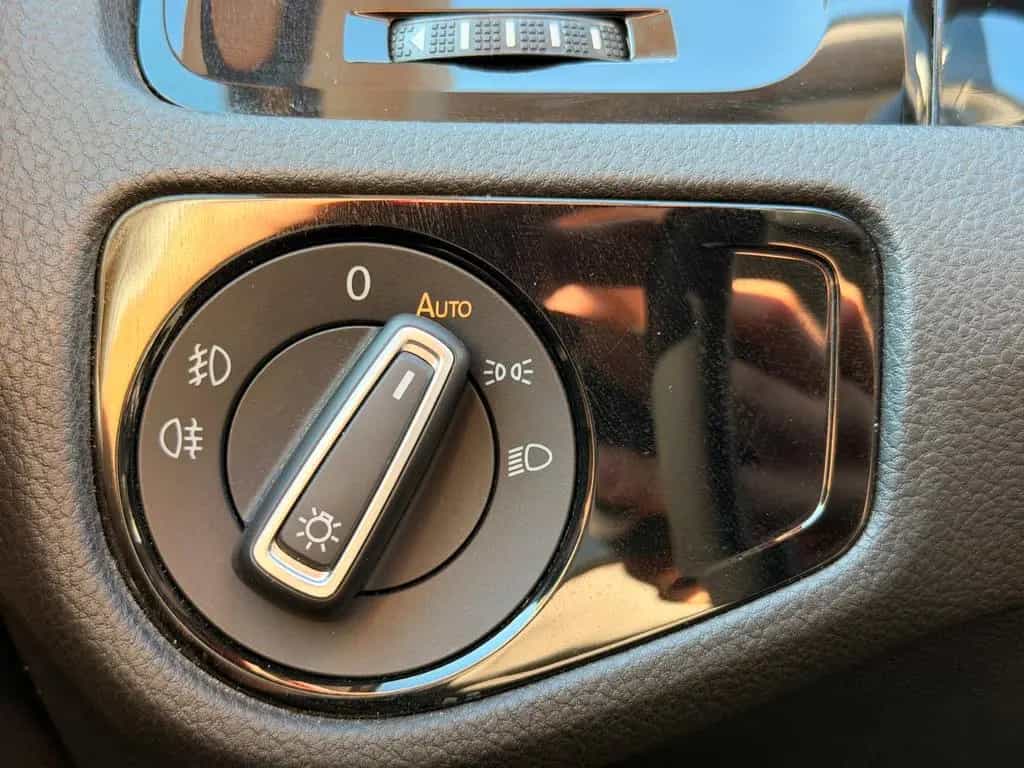 Volkswagen Golf VII Winter*CarPlay*AHK*LED*Navi* 11/2018-photo-42