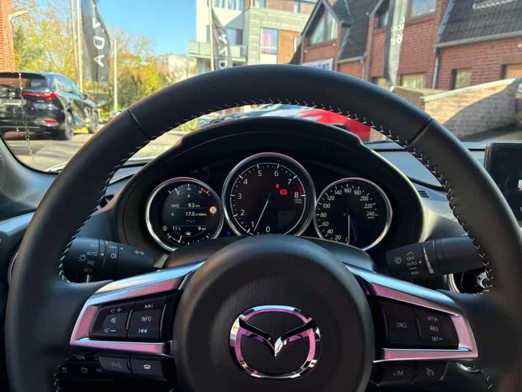 Mazda MX-5 Homura  1.5L SKYACTIV-G 132 RWD 05/2026-photo-24