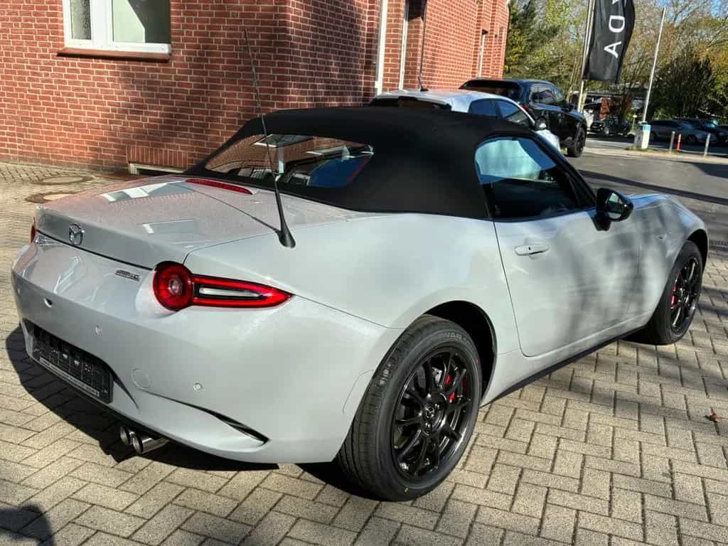 Mazda MX-5 Homura  1.5L SKYACTIV-G 132 RWD 05/2026-photo-4