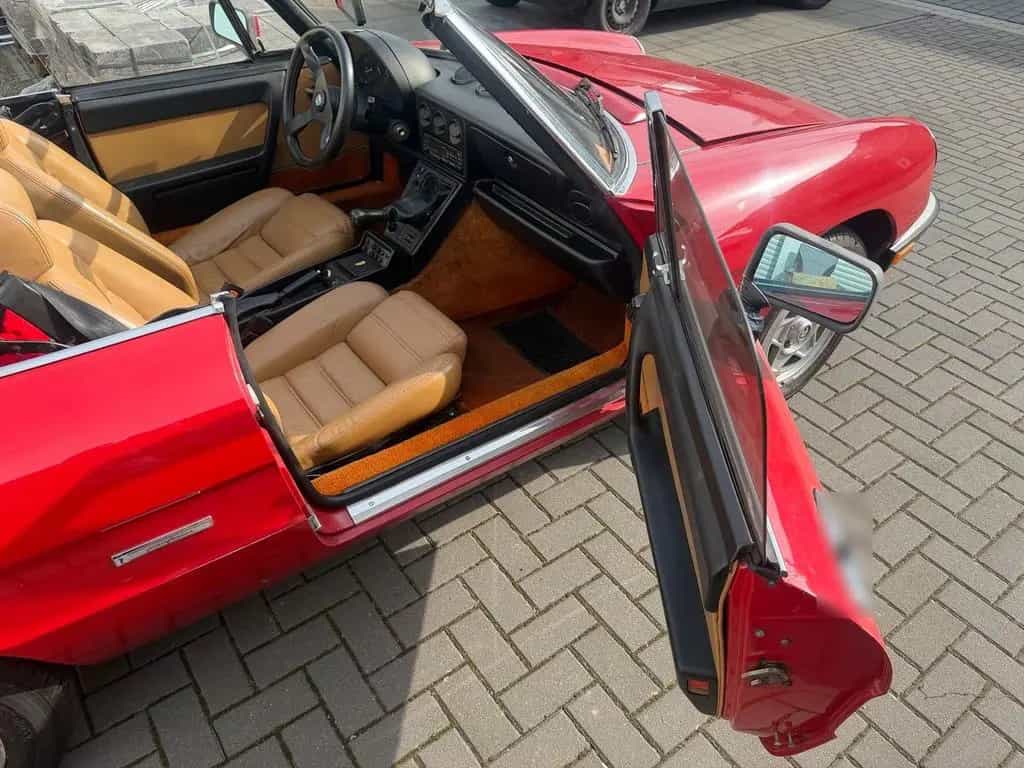 Alfa Romeo Spider 115 Pininfarina Edition ... 02/1987-photo-6