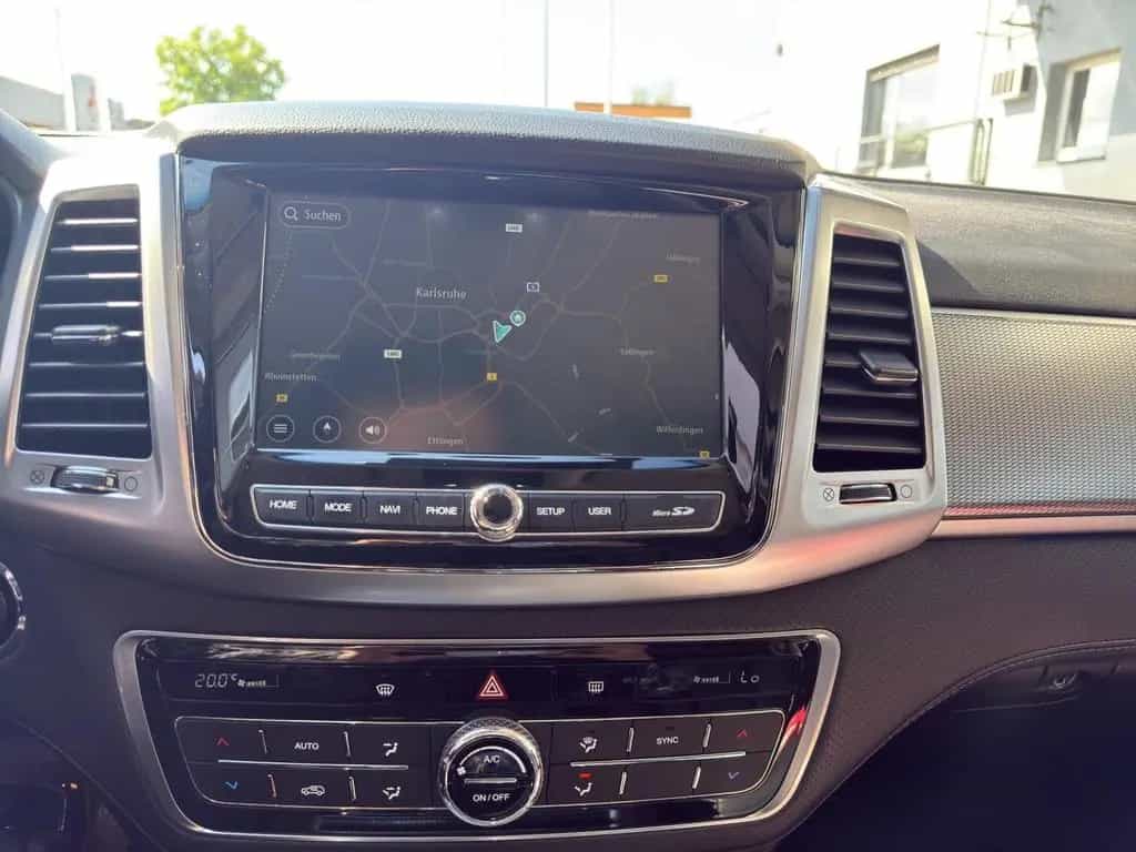 Ssangyong Rexton 2.2 e-XDi 8AT Sapphire *Leder/LED/AHK* 09/2021-photo-16