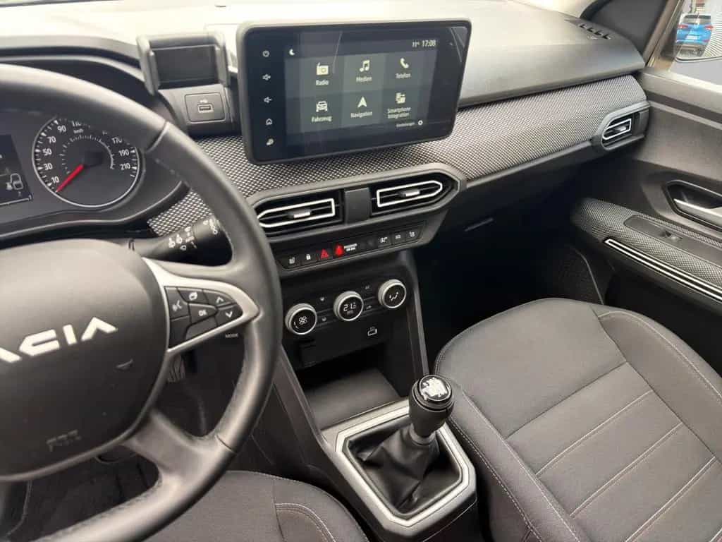 Dacia Jogger Extreme DAB+ TEMP NAVI RFK 7 Sitzer 11/2023-photo-15