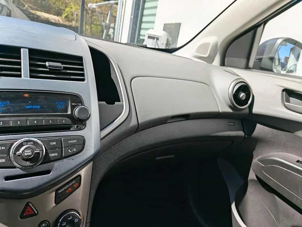 Chevrolet Aveo 01/2012-photo-3