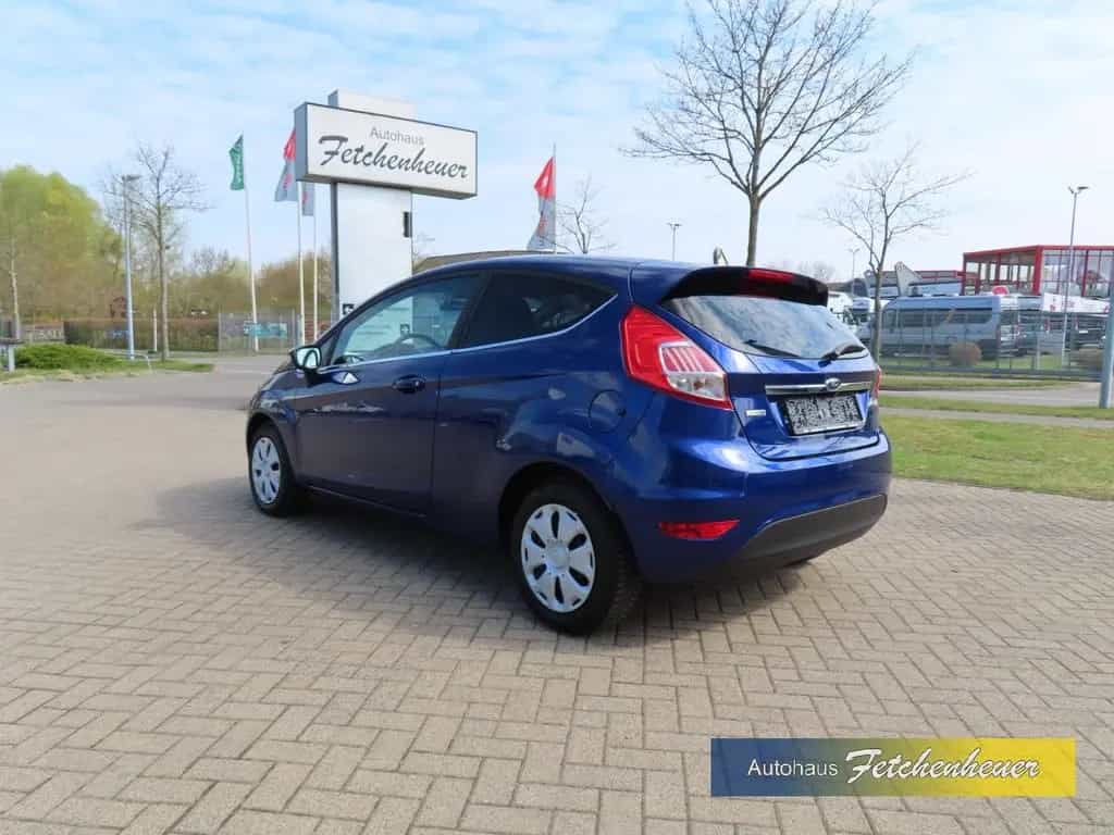 Ford Fiesta Titan. NAVI+ KLIMAAUT+KAMERA+SHZ+Beh.WSS 10/2016-photo-2