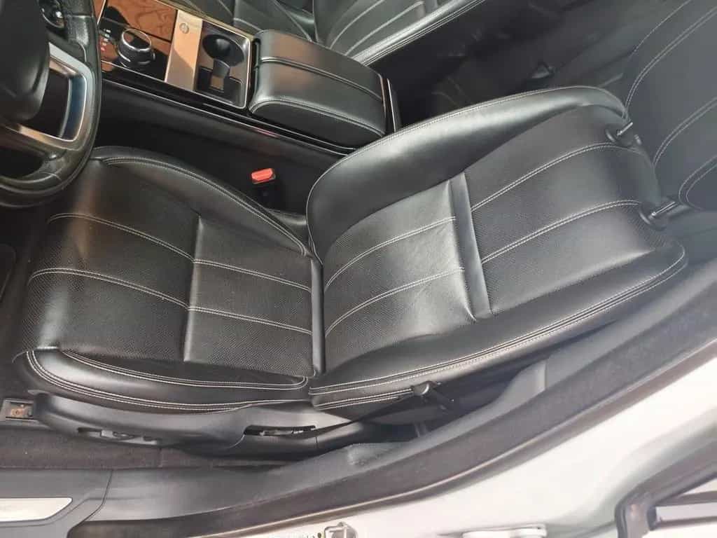 Land Rover Range Rover Velar 2.0D I4 240 CV R-Dynamic 10/2019-photo-10
