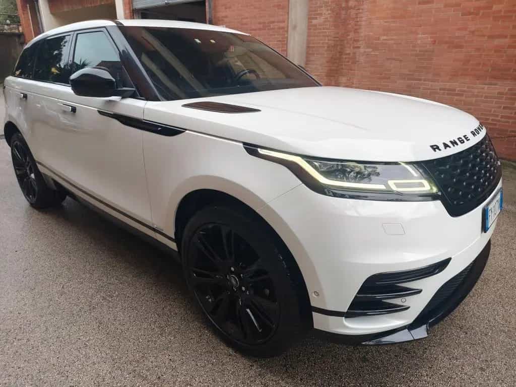 Land Rover Range Rover Velar 2.0D I4 240 CV R-Dynamic 10/2019-photo-2