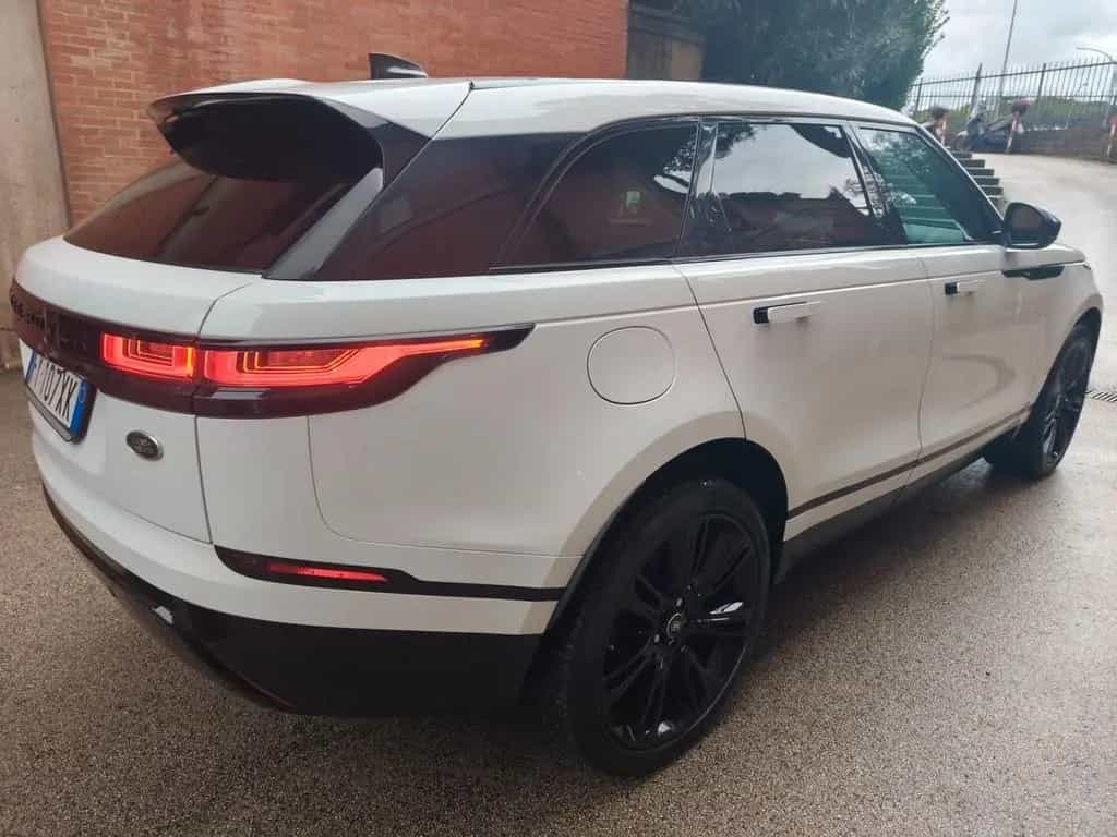 Land Rover Range Rover Velar 2.0D I4 240 CV R-Dynamic 10/2019-photo-3