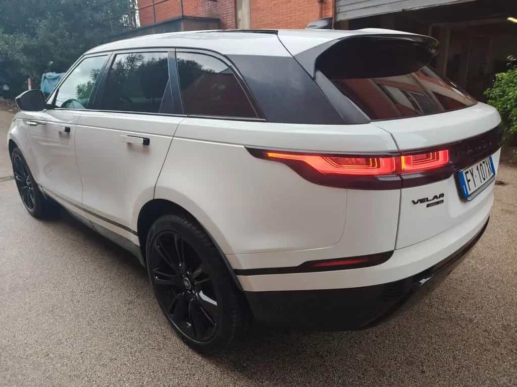Land Rover Range Rover Velar 2.0D I4 240 CV R-Dynamic 10/2019-photo-5