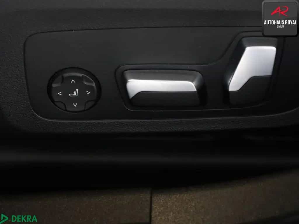 BMW 320 d xDrive LUXURY LINE LASER,HARMAN/K,KEYLESS 11/2018-photo-25