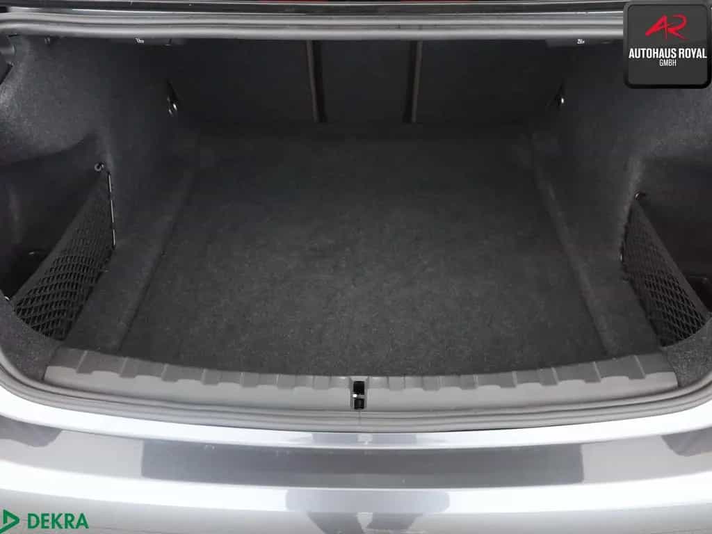 BMW 320 d xDrive LUXURY LINE LASER,HARMAN/K,KEYLESS 11/2018-photo-27