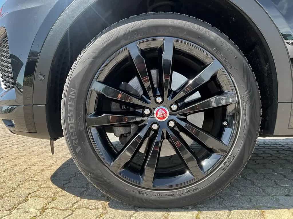 Jaguar E-Pace P300 R-Dynamic HSE *WinterP.*20''Alu* 11/2020-photo-7