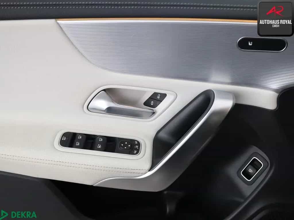Mercedes-Benz CLA 200 d AMG NIGHT BICOLOR,MULTIBEAM,AMBIENTE 05/2020-photo-12