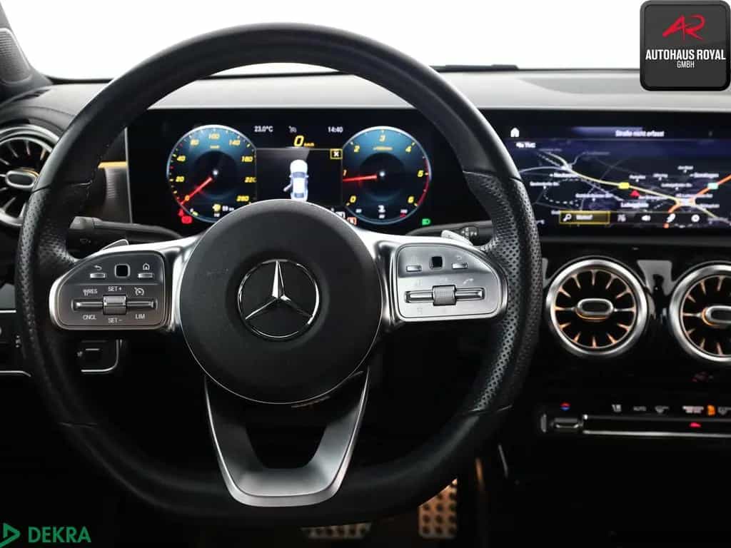 Mercedes-Benz CLA 200 d AMG NIGHT BICOLOR,MULTIBEAM,AMBIENTE 05/2020-photo-13