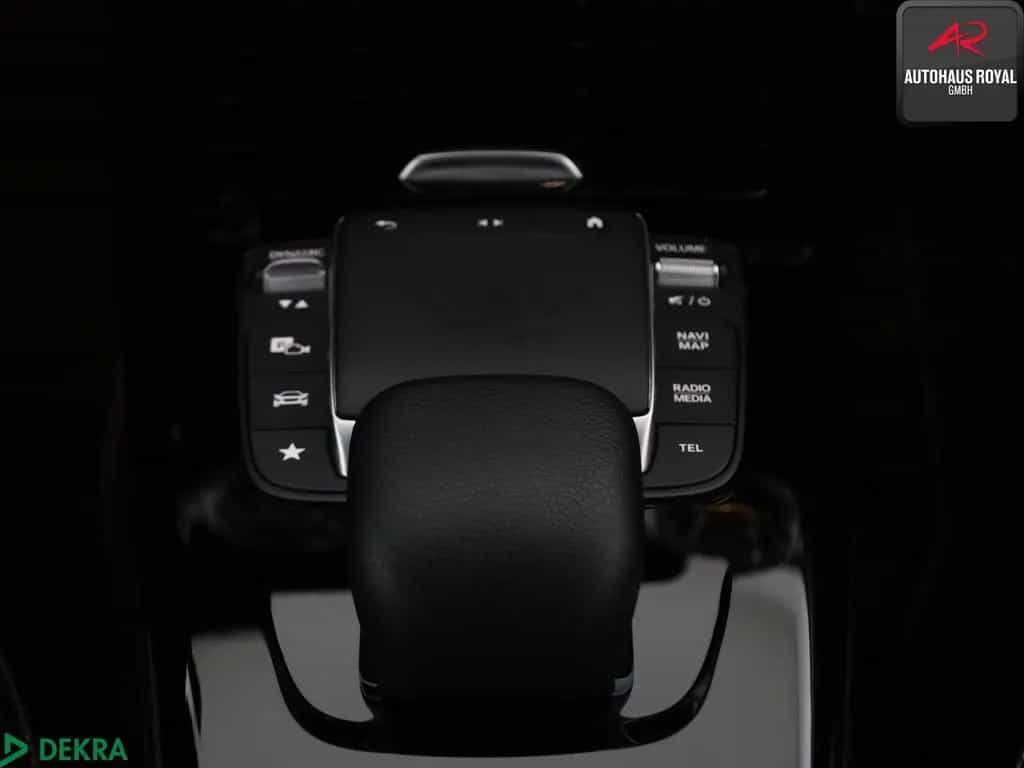 Mercedes-Benz CLA 200 d AMG NIGHT BICOLOR,MULTIBEAM,AMBIENTE 05/2020-photo-21