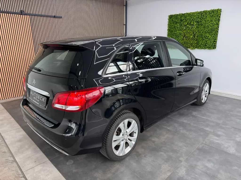 Mercedes-Benz B-Class 180 Navi Tempomat Klima Sitzheizung 03/2017-photo-5