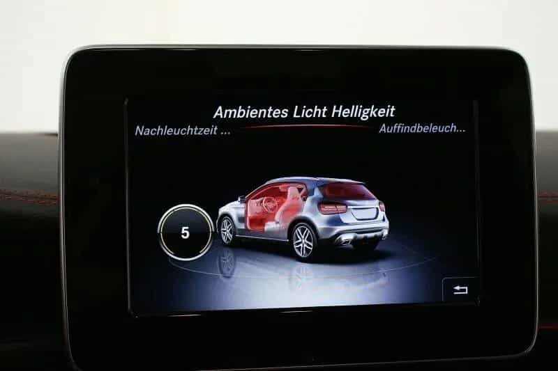 Mercedes-Benz GLA 45 AMG 4Matic Distronic Keyless go H&K 05/2018-photo-16