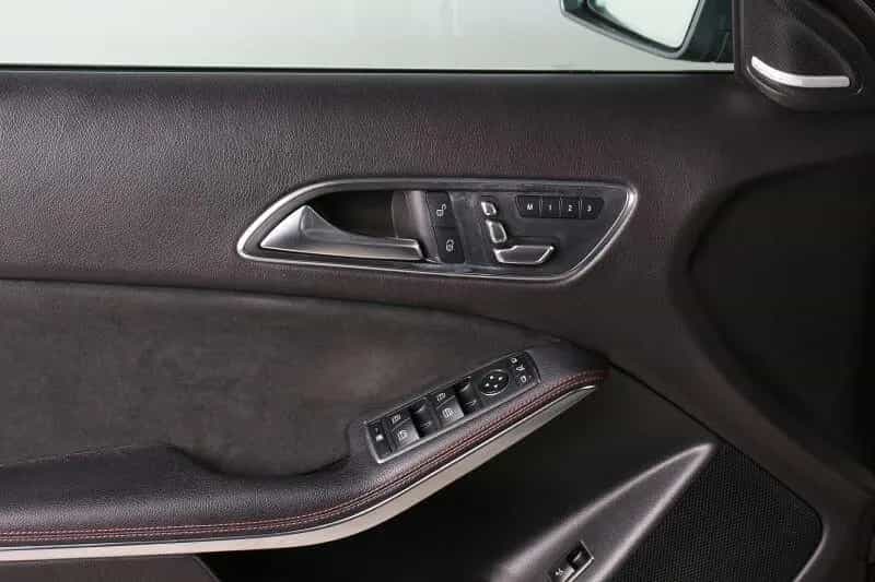 Mercedes-Benz GLA 45 AMG 4Matic Distronic Keyless go H&K 05/2018-photo-19