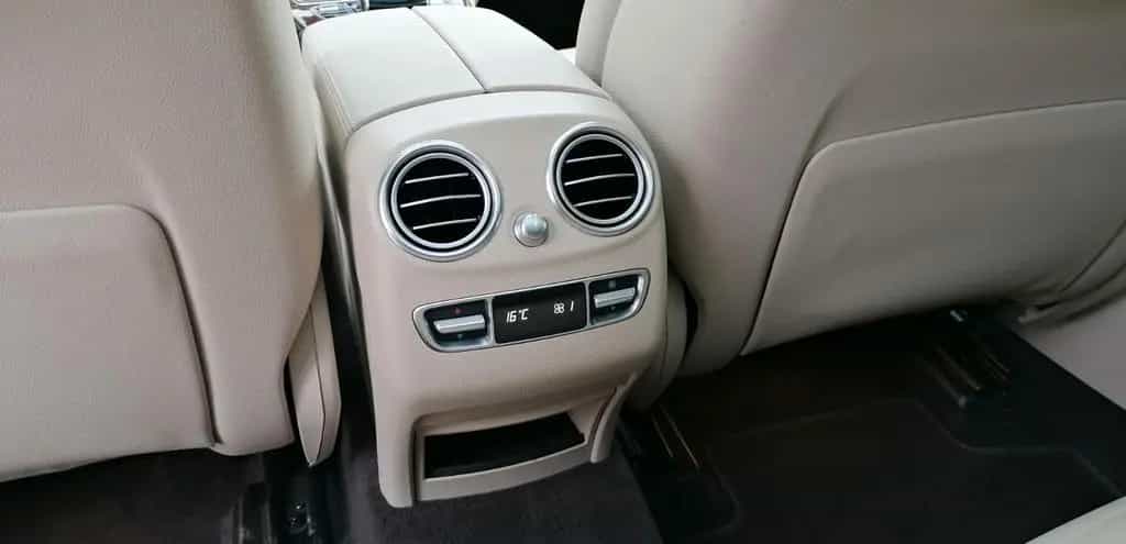 Mercedes-Benz GLC-Class 250d AMG PANO BURMESTER AHK LUFTFEDERUNG DAB 08/2016-photo-14