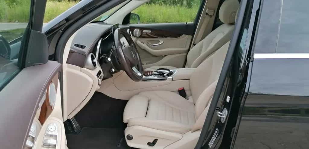 Mercedes-Benz GLC-Class 250d AMG PANO BURMESTER AHK LUFTFEDERUNG DAB 08/2016-photo-17