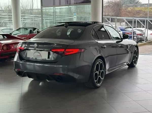 Alfa Romeo Giulia 2.0 T 280cv AT8 Q4 Veloce Tett 07/2022-photo-4