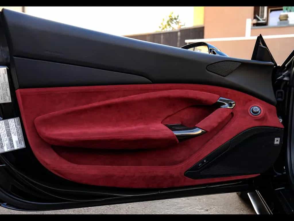 Ferrari F8 Spider °NERO B/B 1250°CARBON°ADAS°JBL°DISP 04/2023-photo-9