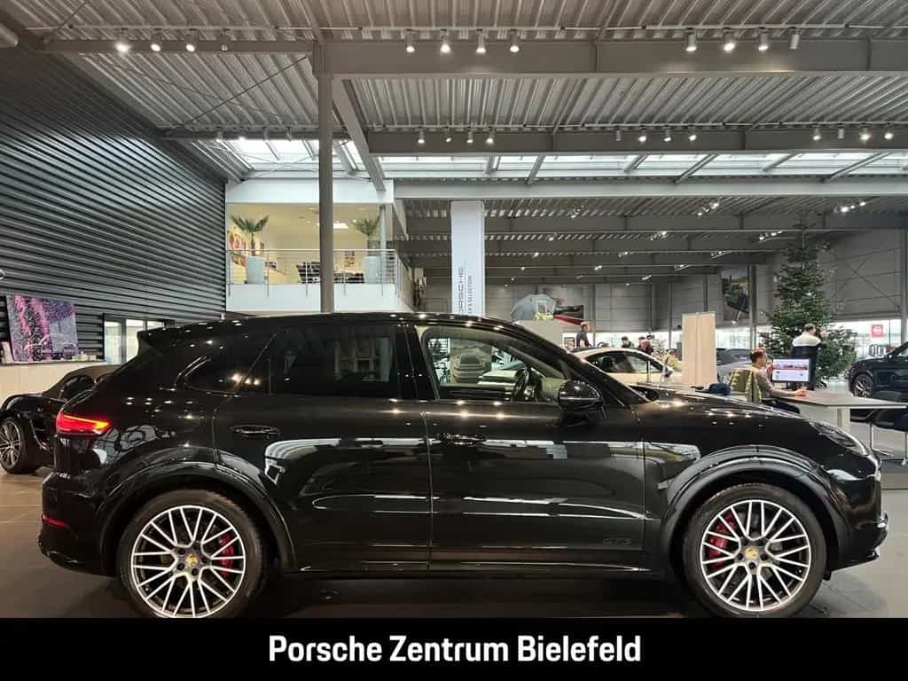 Porsche Cayenne GTS Surround-View Luftfederung 21-Zoll 07/2022-photo-8