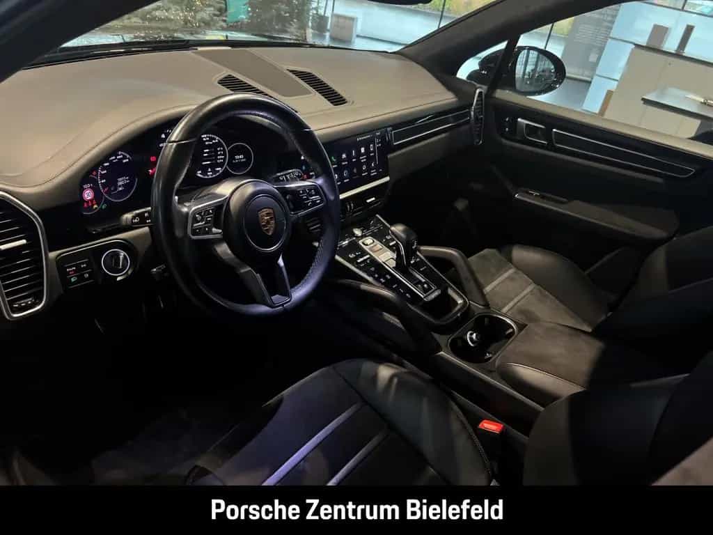 Porsche Cayenne GTS Surround-View Luftfederung 21-Zoll 07/2022-photo-16