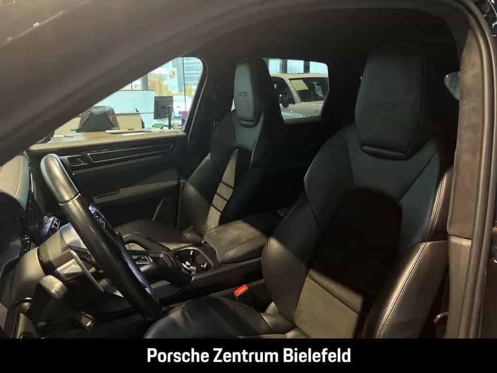 Porsche Cayenne GTS Surround-View Luftfederung 21-Zoll 07/2022-photo-17