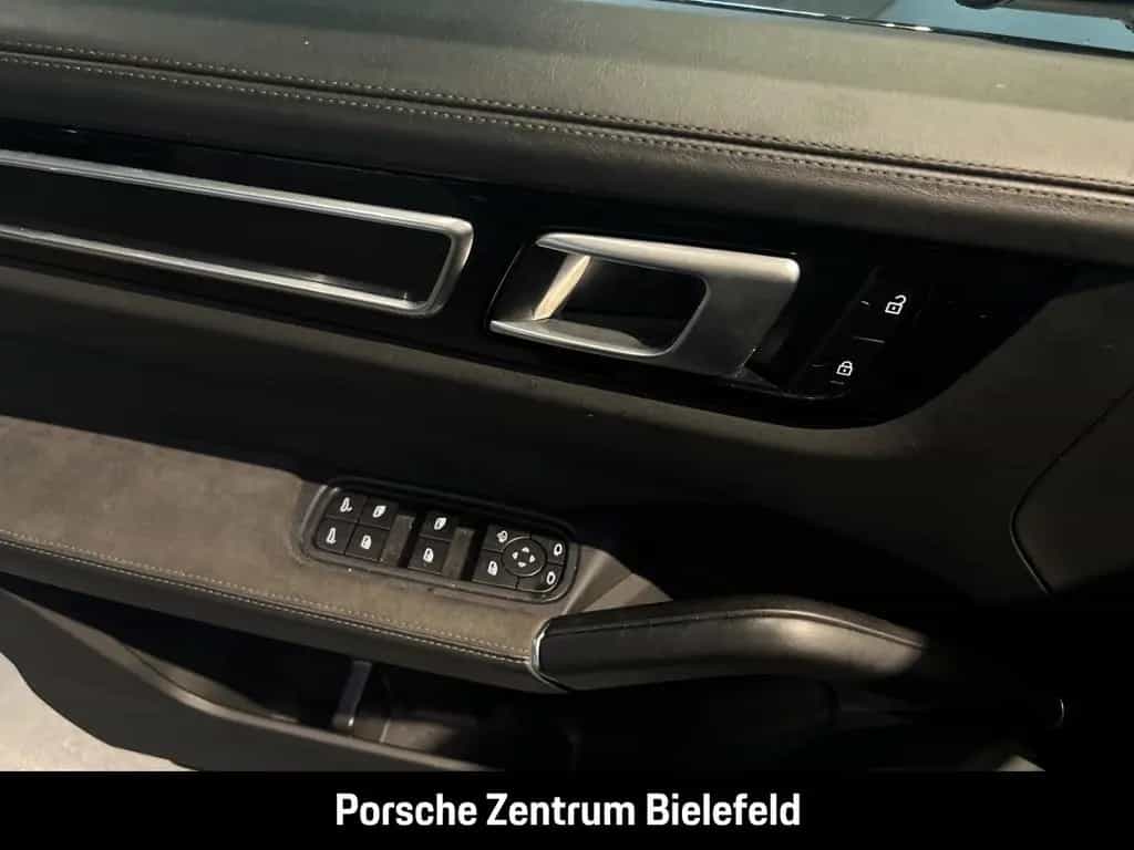 Porsche Cayenne GTS Surround-View Luftfederung 21-Zoll 07/2022-photo-20