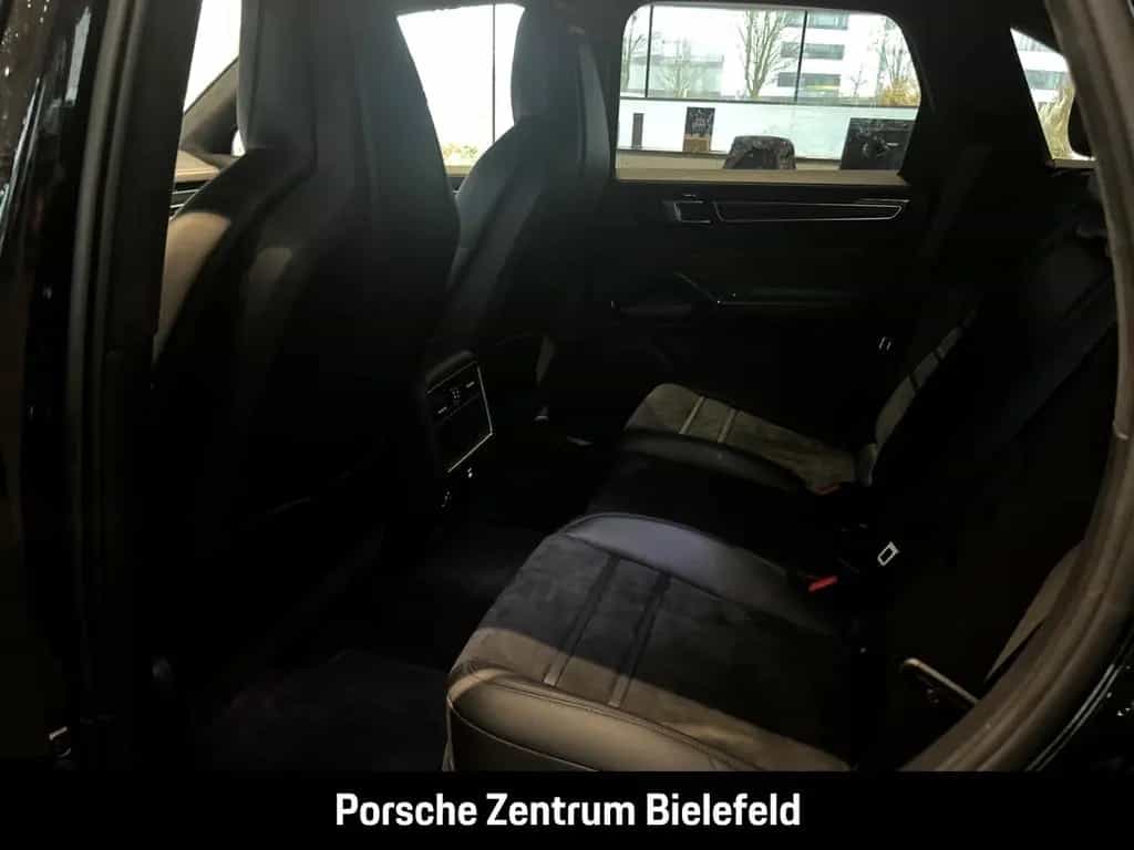 Porsche Cayenne GTS Surround-View Luftfederung 21-Zoll 07/2022-photo-25