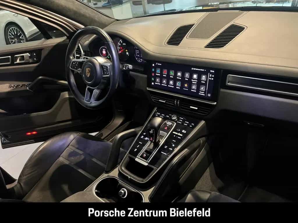Porsche Cayenne GTS Surround-View Luftfederung 21-Zoll 07/2022-photo-28