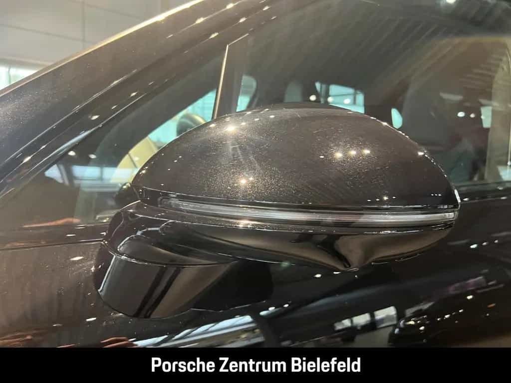Porsche Cayenne GTS Surround-View Luftfederung 21-Zoll 07/2022-photo-2