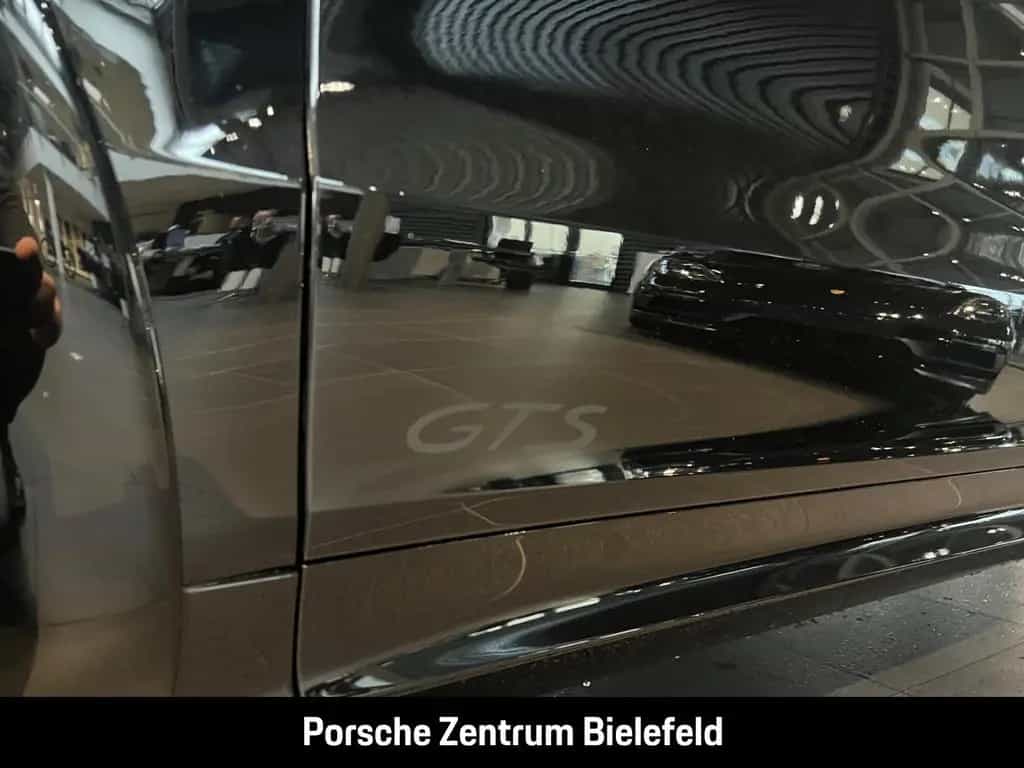 Porsche Cayenne GTS Surround-View Luftfederung 21-Zoll 07/2022-photo-5
