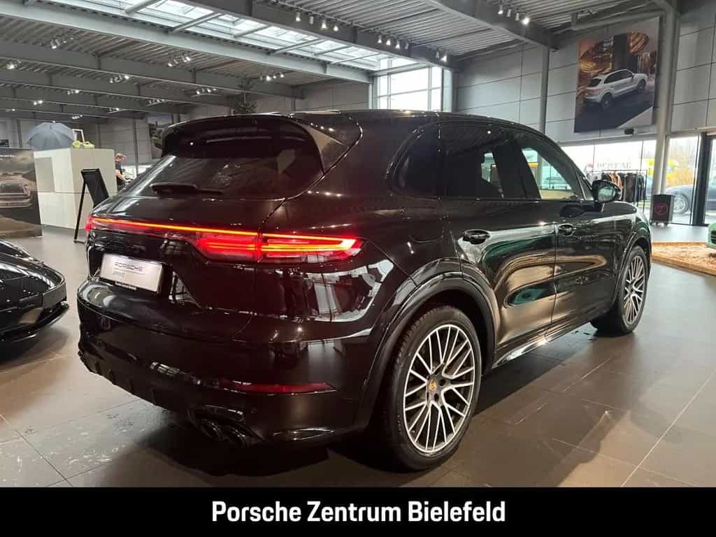 Porsche Cayenne GTS Surround-View Luftfederung 21-Zoll 07/2022-photo-7