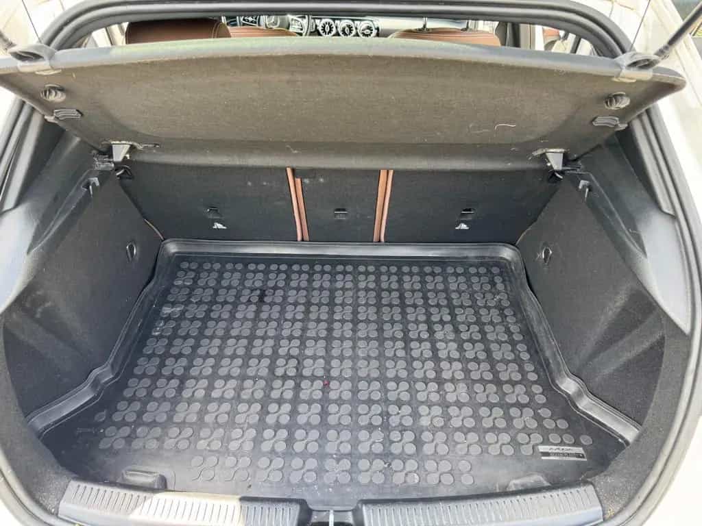 Mercedes-Benz Sehr schöner A 250 mit 224 PS und vielen Extras! 06/2018-photo-12