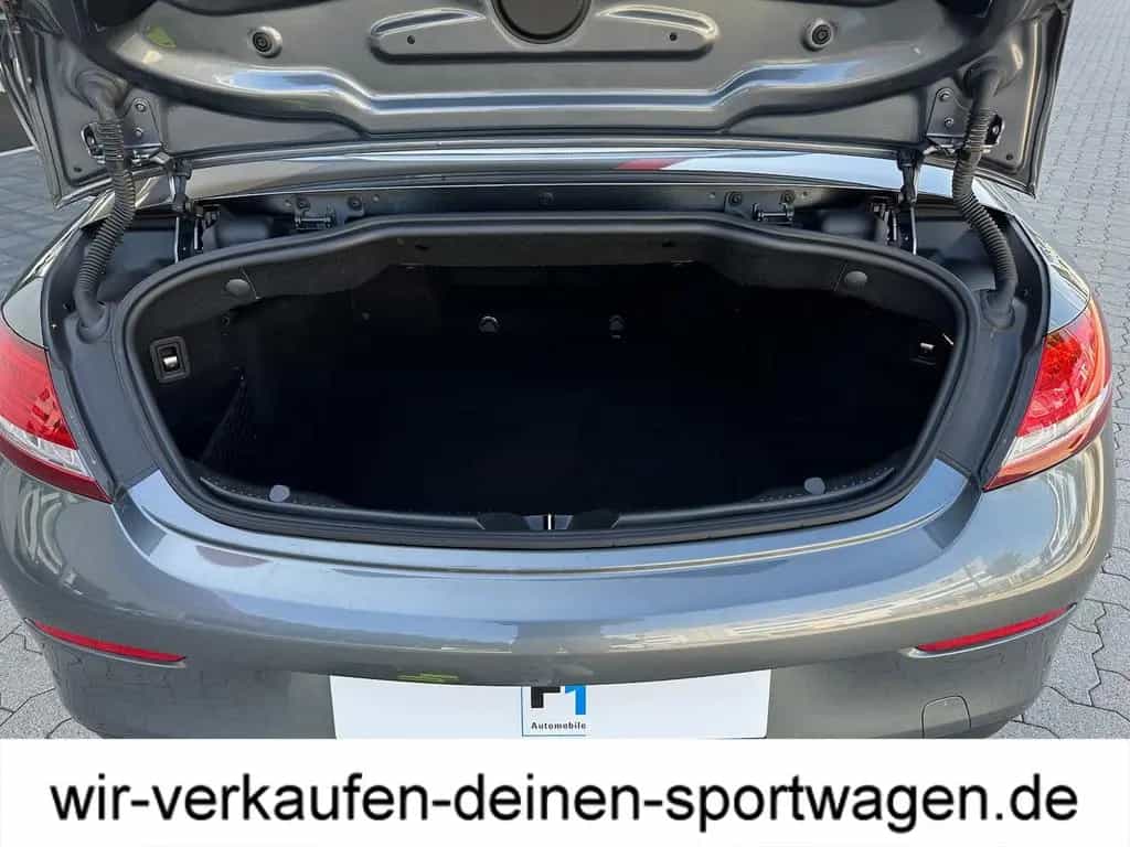 Mercedes-Benz C-Class 300 AMG Liftsystem Plus Paket Head-Up 360 Grad 08/2017-photo-12