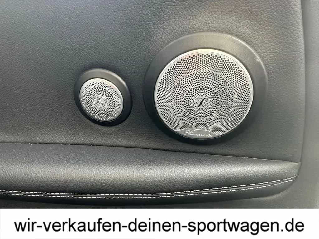 Mercedes-Benz C-Class 300 AMG Liftsystem Plus Paket Head-Up 360 Grad 08/2017-photo-16