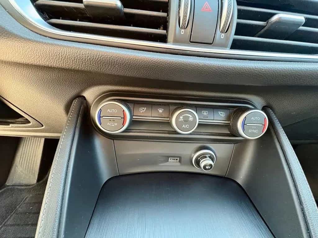 Alfa Romeo Stelvio Executive 2.2 #10521 06/2018-photo-11