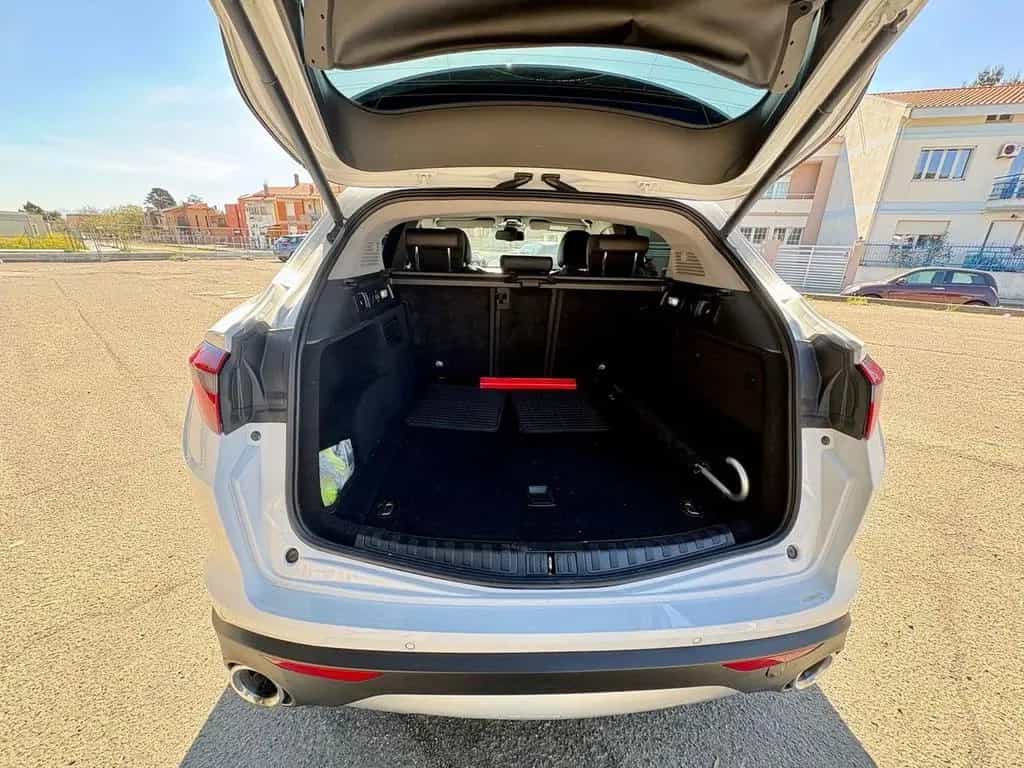 Alfa Romeo Stelvio Executive 2.2 #10521 06/2018-photo-14