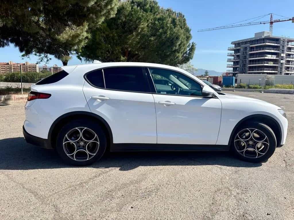 Alfa Romeo Stelvio Executive 2.2 #10521 06/2018-photo-3