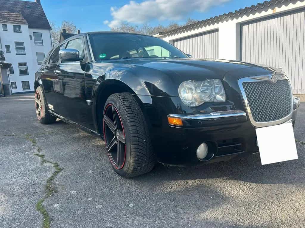 Chrysler 300C Touring 3.5 V6 AWD Autom. -LPG Gasanlage 09/2004-photo-2