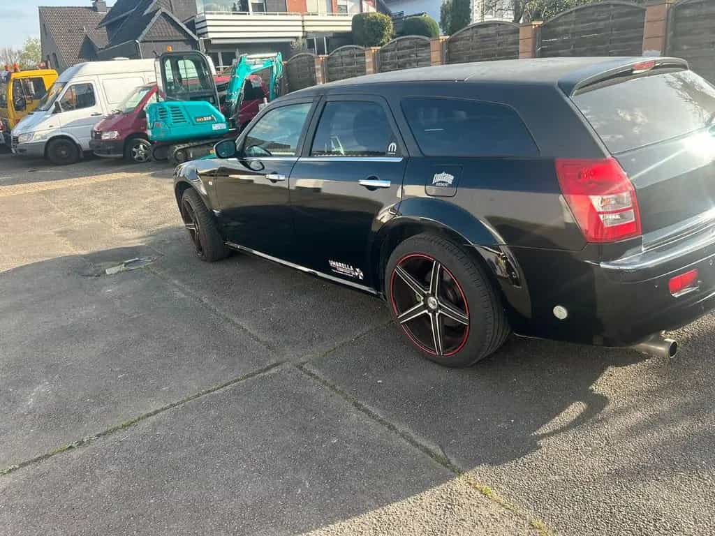 Chrysler 300C Touring 3.5 V6 AWD Autom. -LPG Gasanlage 09/2004-photo-4